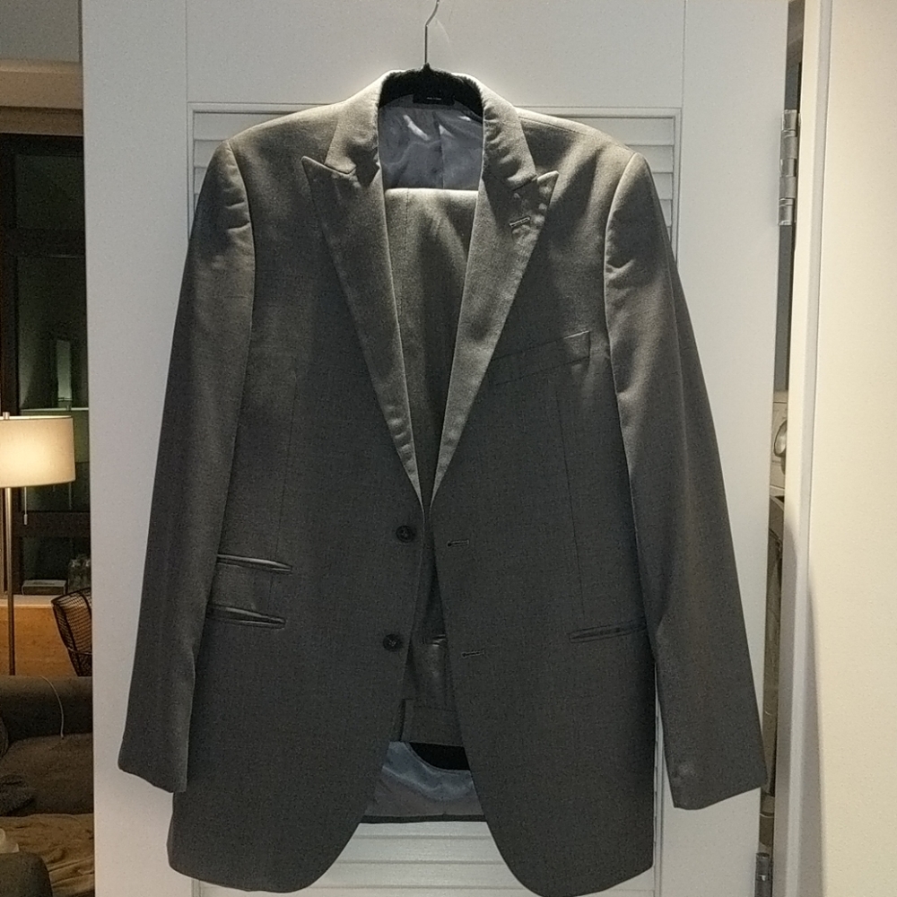 J. Ferrar two-piece grey suit